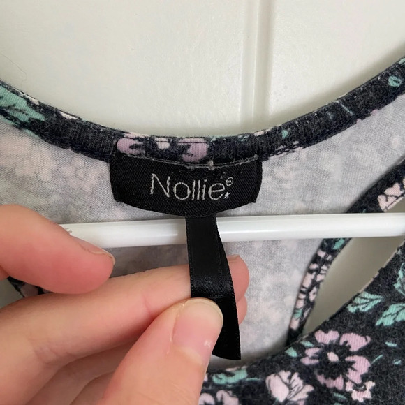 Nollie‎ women’s floral cutout crop top — small - Picture 4 of 7